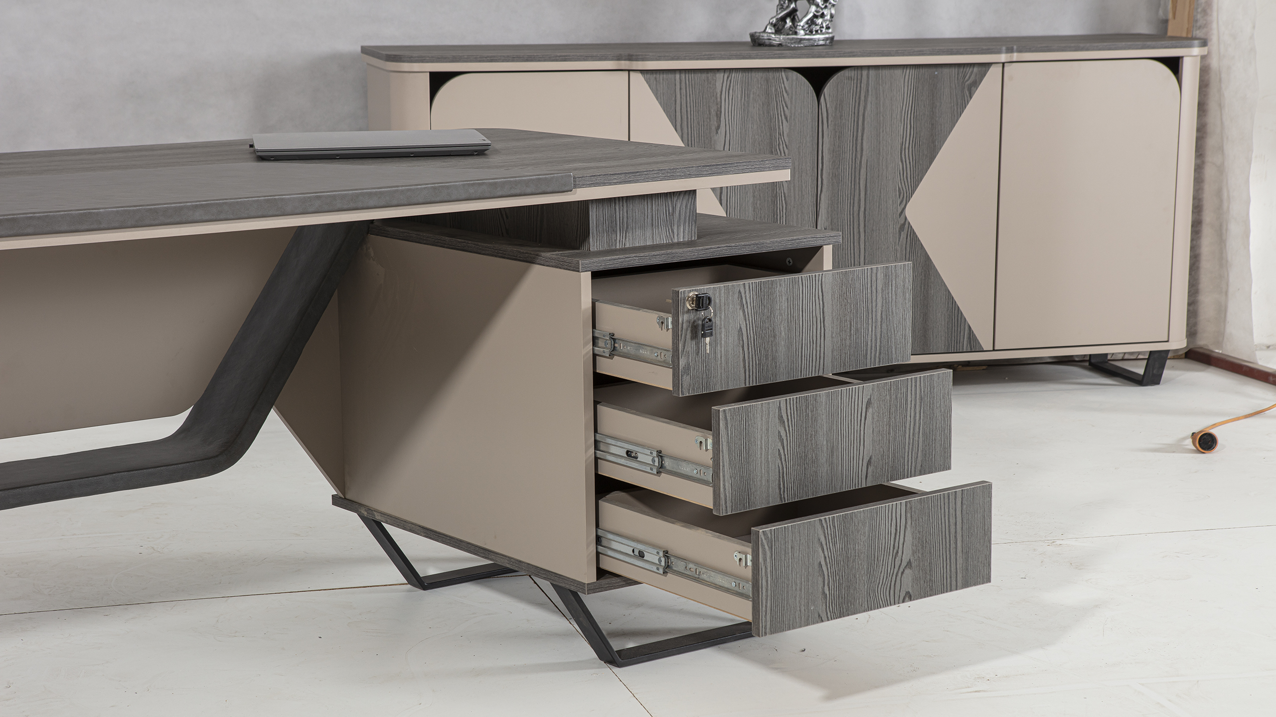 Konfull Executive Desks-2024 Masa
